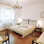 Vendégház Casa Del Miele Tessera